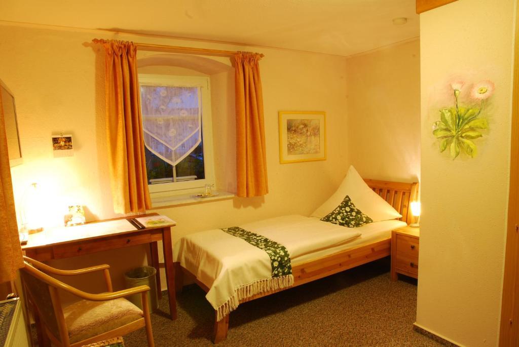 Logis L'Auberge Gutshof Bischofswerda Pokój zdjęcie