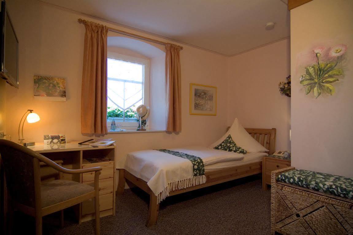 Logis L'Auberge Gutshof Bischofswerda Zewnętrze zdjęcie